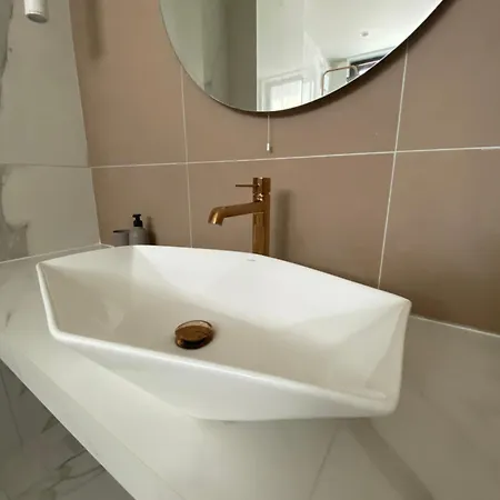 빌라 Luxurious House Sarafovo