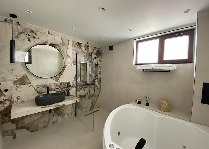 Luxurious House Sarafovo Луксозна вила *